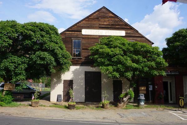 [Picture of Gazzolo Building]